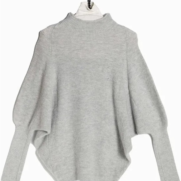 Look by M | Slouchy Sweater | One Size - Picture 3 of 8